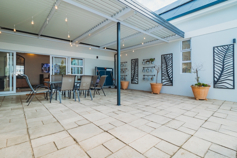 4 Bedroom Property for Sale in Kingswood Golf Estate Western Cape